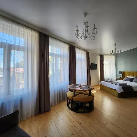 Old Gold Anteon Apartment Tbilisi Exterior photo
